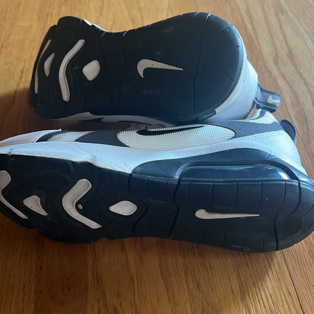 Nike Airmax Shoes - Picture 4 of 4